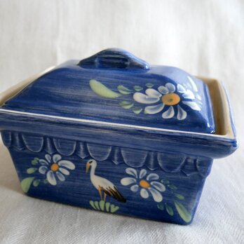 フランス製 アルザス地方伝統の陶器製テリーヌ容器（角型）ネイビーに花と鷺の絵柄