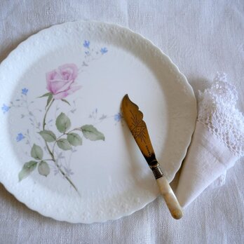 日本製【NARUMI】 バラの絵柄 大判のデザートプレート/ BBプレート