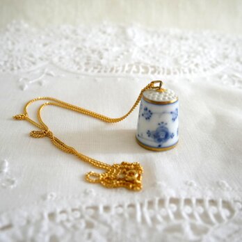 デンマーク製 陶磁器ブランド【B＆G】 指ぬきのペンダント【ブルートラディショナル】