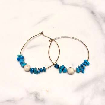 ハウライトとターコイズのフープピアス