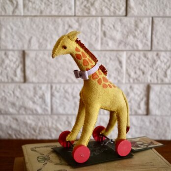 vintage leather animals （キリン）