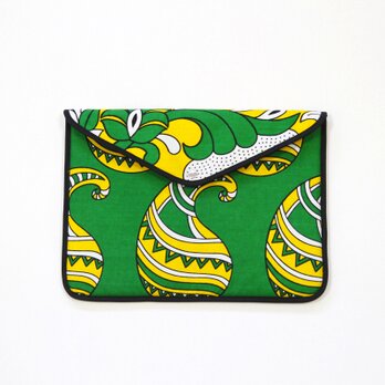 フラップ付き♪ 鮮やかなカンガのPCケース 13-14inc　Laptop タブレットケース