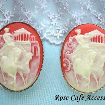 （1434）素敵なカメオ『馬車に揺られる貴婦人』カーネリアン×アイボリー✨ 高品質日本製☆ペンダントブローチ。・。・(^^♪