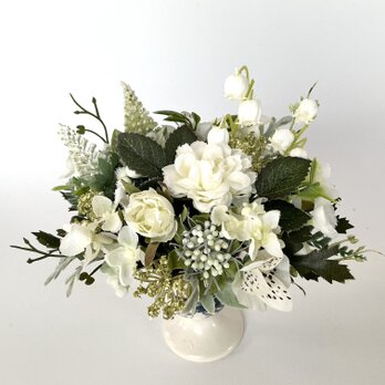 ★セール★優しい色のフラワーアレンジメント（造花、母の日、敬老の日）