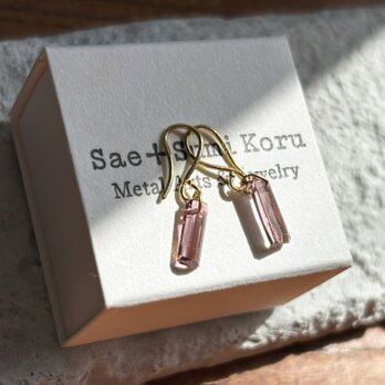 K24 Pure Gold+Pink Spinell◆純金ピンクスピネル フックピアス
