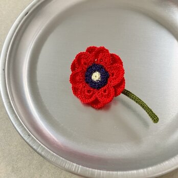 アネモネのブローチ〈赤〉 レース編み