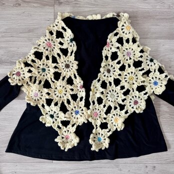 ざっくりお花モチーフの三角ストール