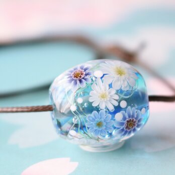 ガーベラのとんぼ玉（ガラス玉）泡入り/ブルー