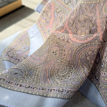 SC27-ヴィンテージスカーフ U.S.A. 1970-80’s Sax Blue & Pink Paisley