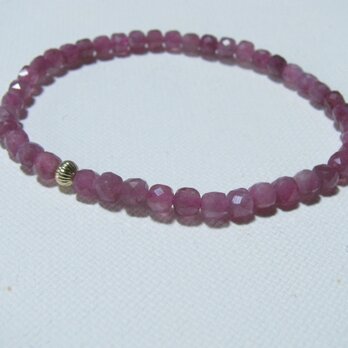 ピンクトルマリン（キューブカット）のゴムorマグネットブレスレット