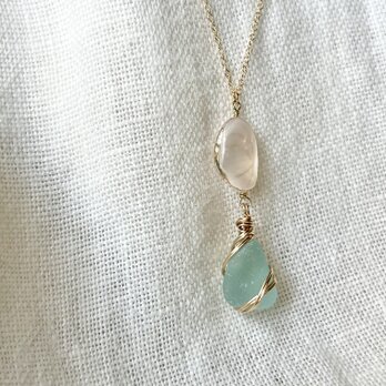 《14kgf》桜貝と空色シーグラスの優しい気持ちになる思い出詰まったネックレス 45cm