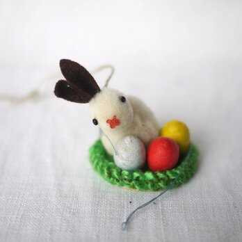 イースターバニー 　ポンポンウサギと卵　ドイツ