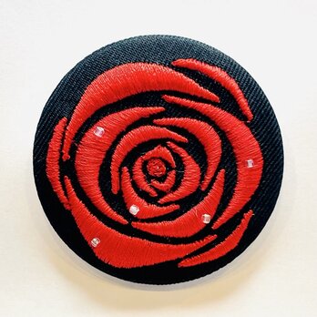 アルチザン刺繍ブローチ　バラ