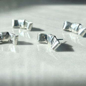 限定【片耳ピアス】リボンピアス❸　約3.5g　シルバーピアス　シルバー925 モード