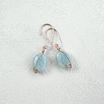 アマゾナイトの揺れるピアス