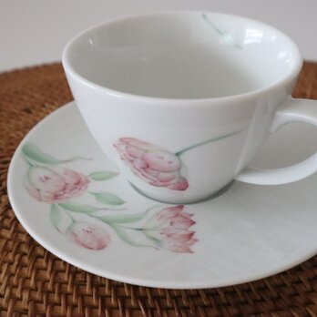 チューリップのカップ&ソーサー