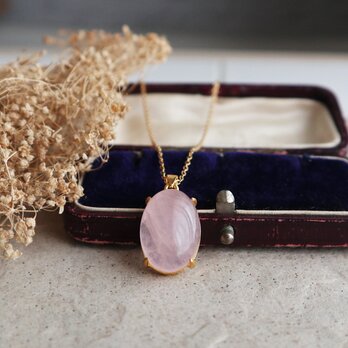 ブラジル産 桜色ローズクォーツのオーバルネックレス【金アレ対応】天然石・上品ピンク・大人可愛い