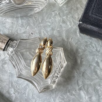 PA496-【 AVON 】エイボン・ヴィンテージピアス Knot x Marquise Gold Tone