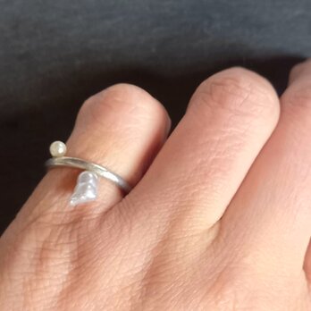 Utoka ☆ silver  寄り添いパール   リング     b    2way