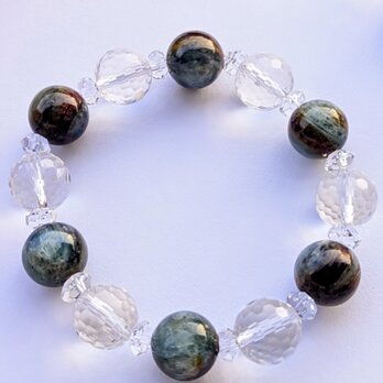 『進化への架け橋となるクリスタル✨グリーンカイヤナイト（無染色）&クリアクォーツのブレスレット』