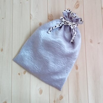 【在庫処分SALE40%OFF】シューズケースにもなるサテンと水玉の大きな巾着袋　ポケット付き　手洗い可　ラベンダー　　694