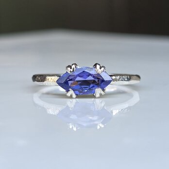 タンザナイト　マーキスカット1ct　beast　シルバーSV925リング