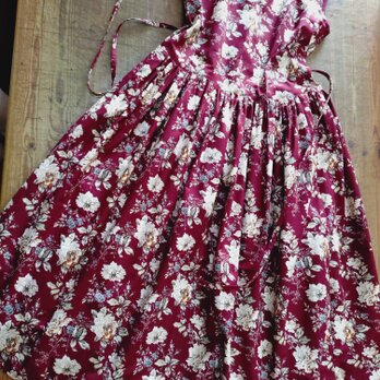 ノースリーブワンピース(エンジ)