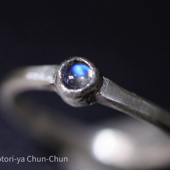 【プリップリのブルーシラー！】Yashのムーンストーン・シルバーリング【SOPPO】