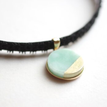 【受注製作】レジンアート　ラウンドモチーフとタティングレースとベルベットリボンのチョーカー〈アポロンの霊木〉