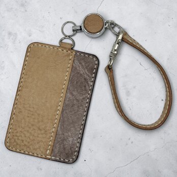 毎日に馴染む 手縫いの本革パスケース｜アラスカレザー ナチュラル×ブラウン｜リール付き