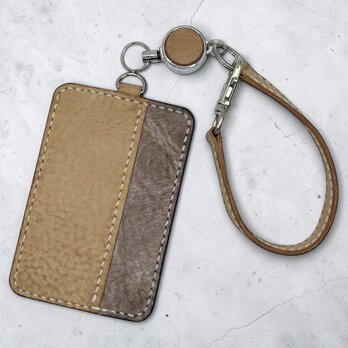 毎日に馴染む 手縫いの本革パスケース｜アラスカレザー ナチュラル×ブラウン｜リール付き