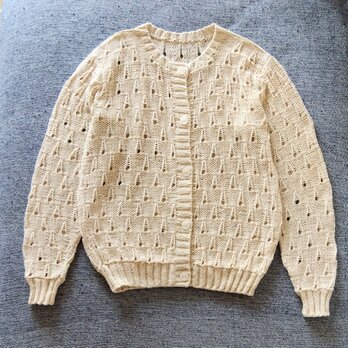 ドロップ(しずく)模様のカーディガン