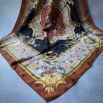 297 ヴィンテージ ジャカードシルクスカーフ「クラシカルフローラル」