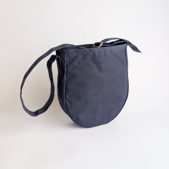 ラウンドショルダー　ネイビー