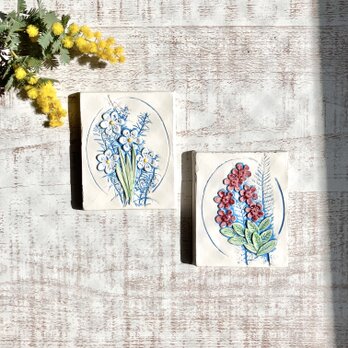 心踊る小花の陶板＊ペアセット｜ジィガントフタ Jie Gantofta｜陶器の壁飾りのコピー