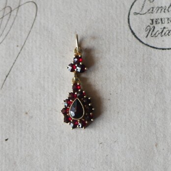 ヴェルメイユ　ガーネットのドロップデザイントップ　ヨーロッパヴィンテージ　ヴィンテージネックレス　
