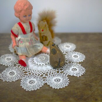 物語のネズミ　皮革ねずみ　ドイツ