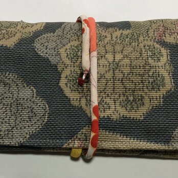 ８６７５　色大島紬の着物で作った和風財布・ポーチ