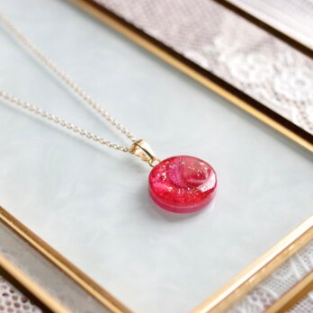 レジンアート　ラウンドペンダント〈花の不夜城〉