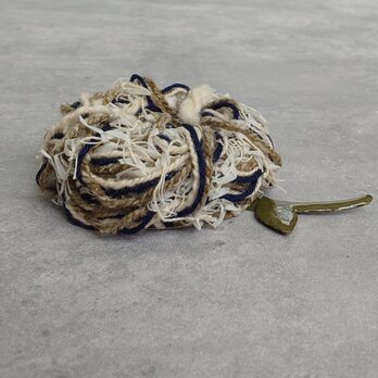 ゆる〜いモフモフ コサージュ  マグネット