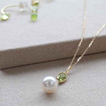 （トップのみ）K10 アコヤ真珠とペリドットのペンダント