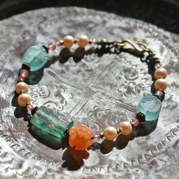 銀化ローマングラス、薔薇アベンチュリン、ヴィンテージガラスパール、アンデシンのブレス