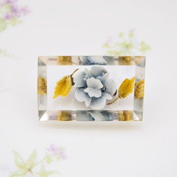 Unsigned Beauty　ルーサイト　ブルー　フラワー　ブローチ　/　CJ7086