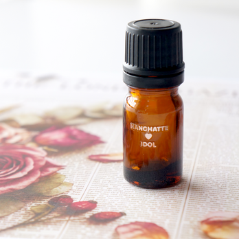 【❀なんちゃってアイドル❀】〜記憶、愛しく美しく〜｜誰からも愛される可憐なオーラを描くアロマオイル