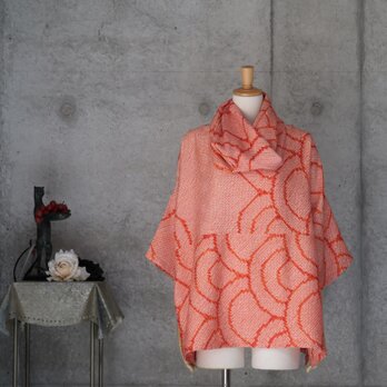 絞りのチュニックブラウス　/  フリーサイズ　スヌード付き　着物リメイク