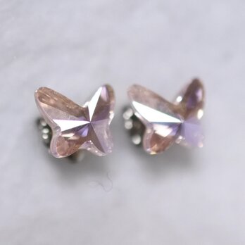スワロフスキー・バタフライの一粒ピアス（レアカラー・ロザリンムーンライト・チタンポスト）