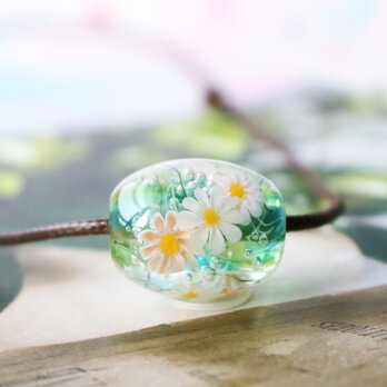 マーガレットのとんぼ玉（ガラス玉）泡入り／水色×黄緑