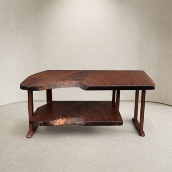 【作品タイトル】 「対（Tsui）」｜ウォールナット共木の耳付きローテーブル（35mm厚・ネジ組み分解可）