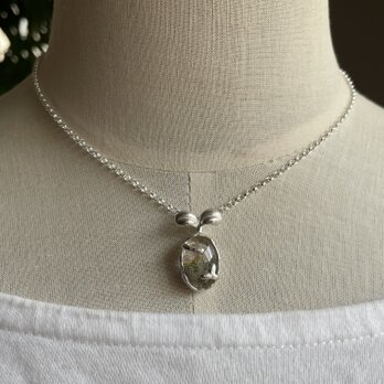 ふたば春の芽生えペンダント