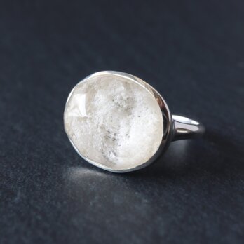 White Gardenquartz ホワイトガーデン リング（ランダムカット ）